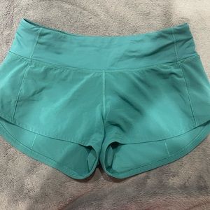 RARE lululemon LR 2.5 inch shorts